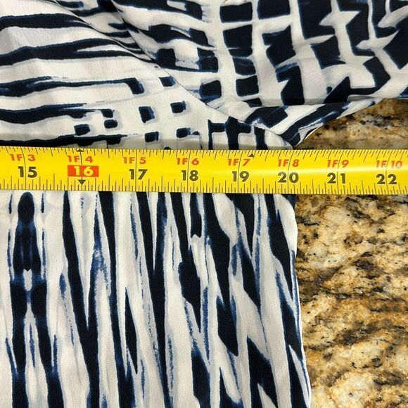 Parker Silk 3/4 Sleeve Printed Collared Blouse Top Size S - Picture 7 of 8